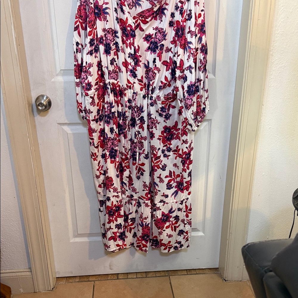 Floral V-Neck Dress - Red and Blue